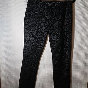Seven 7 brand jean style skinny size 10